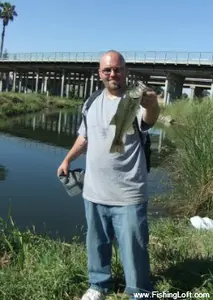Locate the best areas for great river bass fishing. Decide which lures to use. Know how those key honey holes should be fished to catch largemouth bass and smallmouth during any season of the year.