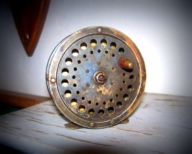 Antique centrepin fly reel