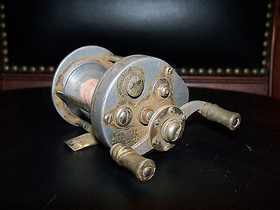 Vintage Pflueger Supreme Fishing Reel Made in U.S.A.